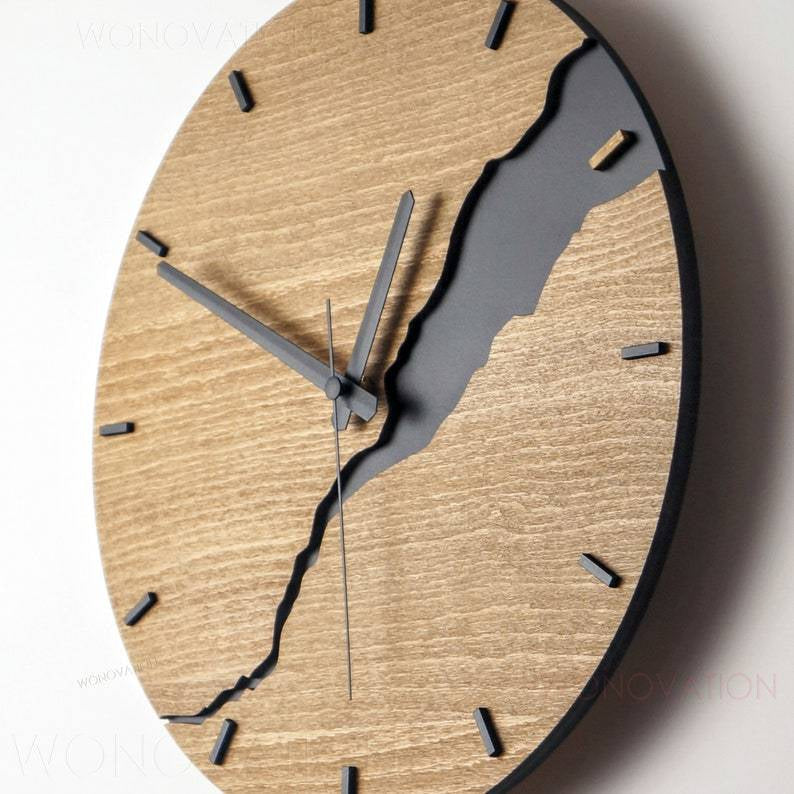 Elegant Wooden Wall Clock, 30 cm Diameter Quartz Movement for Timeless Home Decor - Natural Finish-2