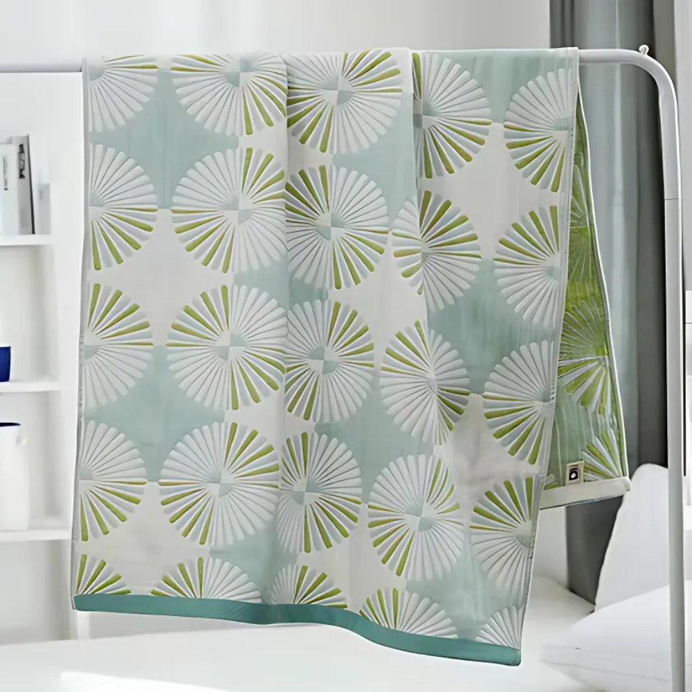 Dahlia Floral Cotton Bath Towel - Soft, Absorbent, and Durable 70x140 cm-2