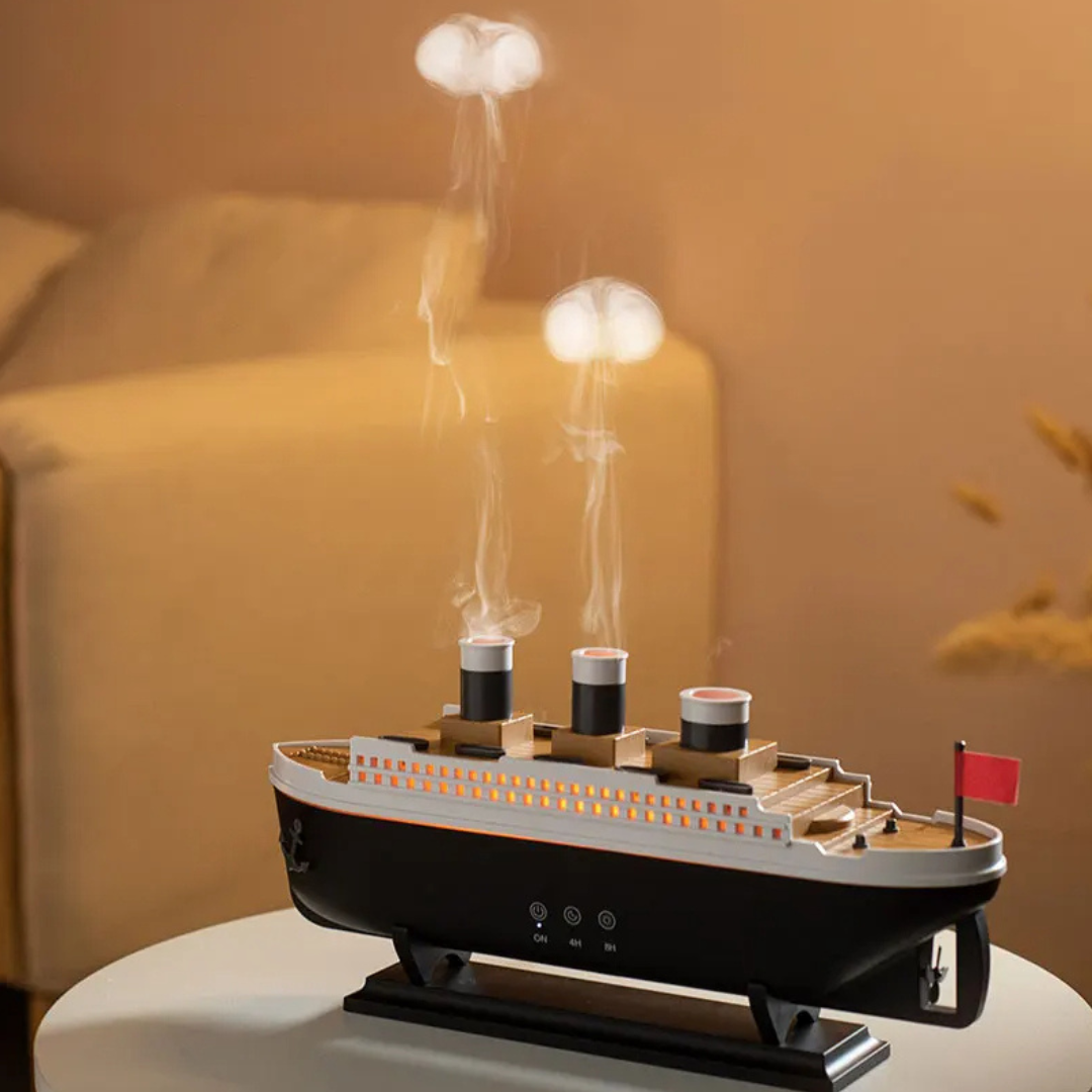 https://cdn.shopify.com/s/files/1/0650/7574/0808/files/NautischerNebel_Diffuser.png?v=1736036219