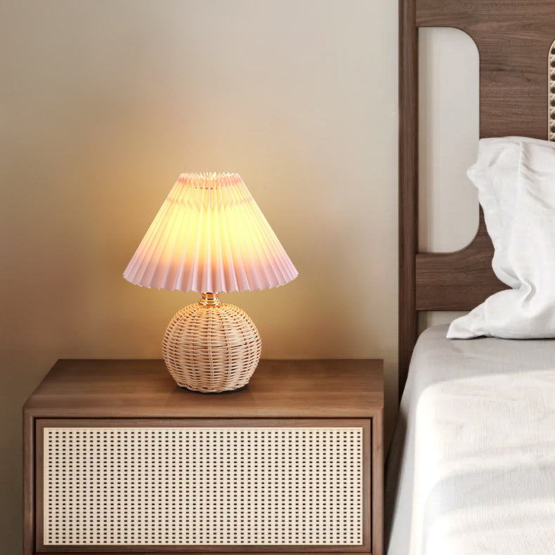 Nordic Rattan Table Lamp - detail view 4