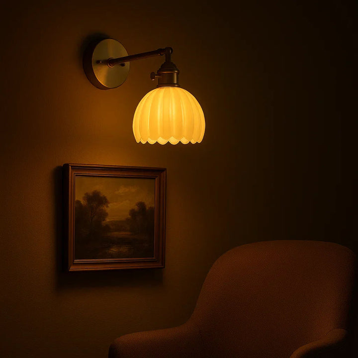 Retro Brass Wall Sconce - detail view 8